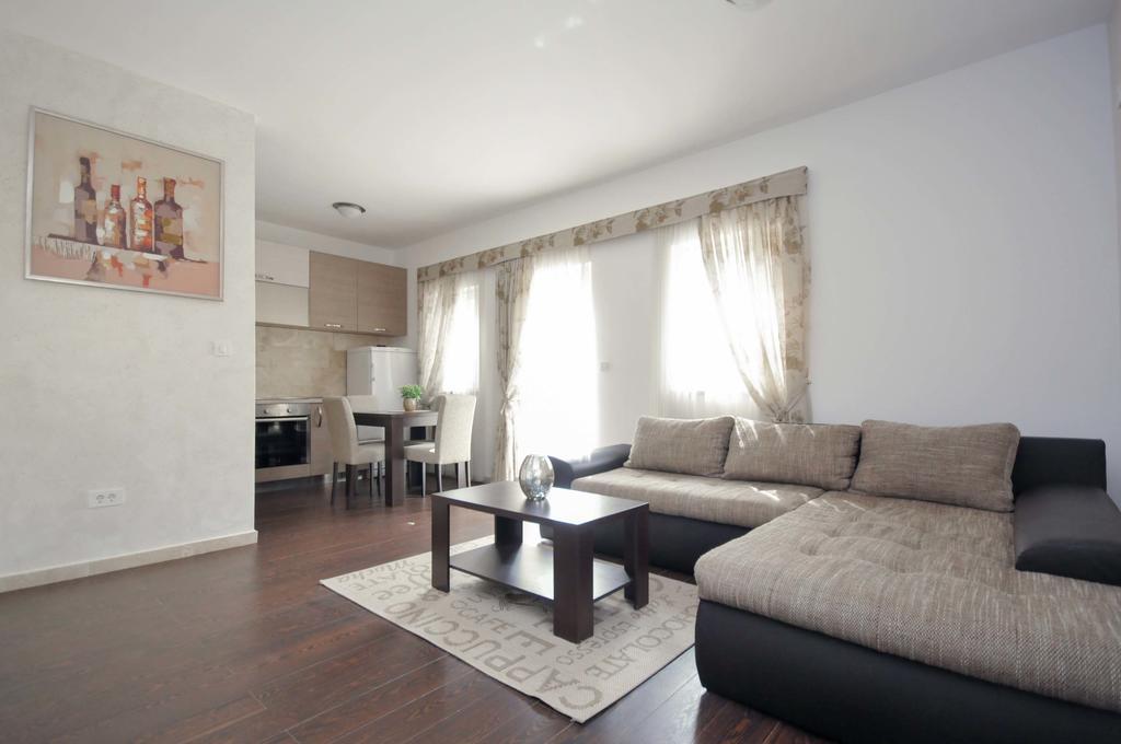 Seaside Apartments Petrovac na moru Exterior foto