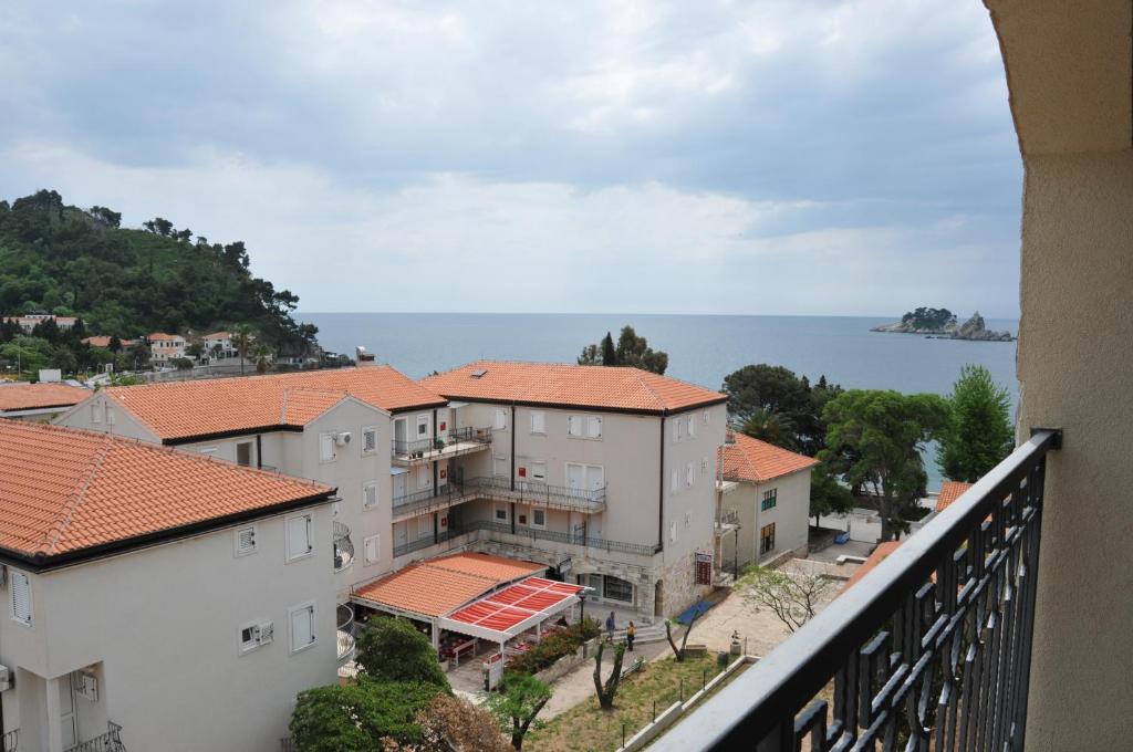 Seaside Apartments Petrovac na moru Exterior foto